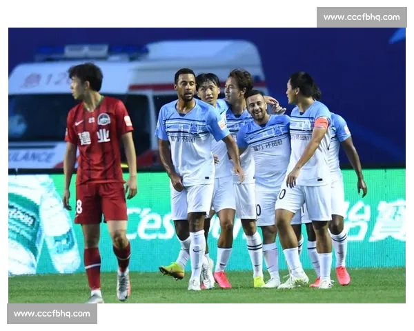 恒大vs大连焦点对决联赛关键战检验两队实力与走向新赛季格局