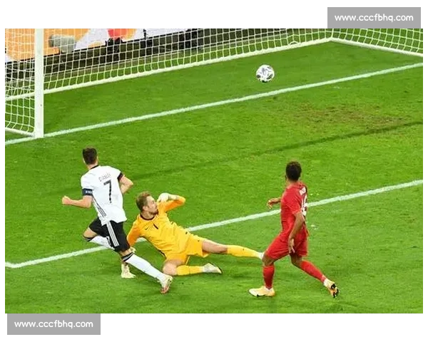 德国与土耳其友谊赛激战精彩回顾 双方球员表现与战术分析