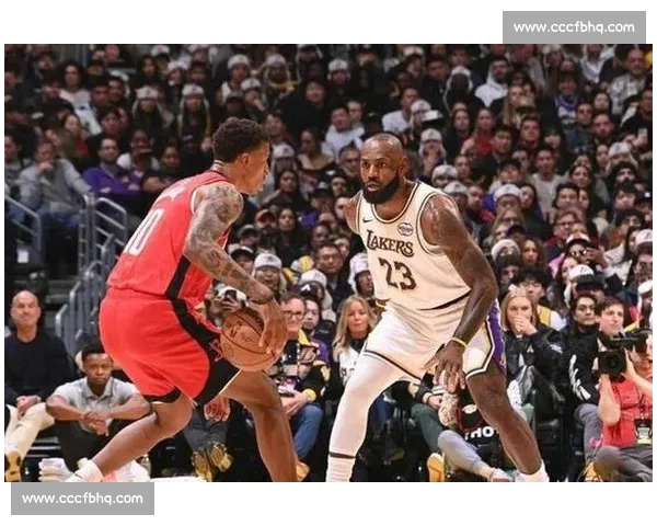 湖人热火总决赛第四场精彩对决 看球迷热血沸腾时刻